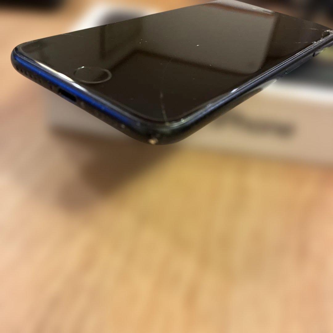 iPhone SE (第2世代) ブラック SIMロックあり