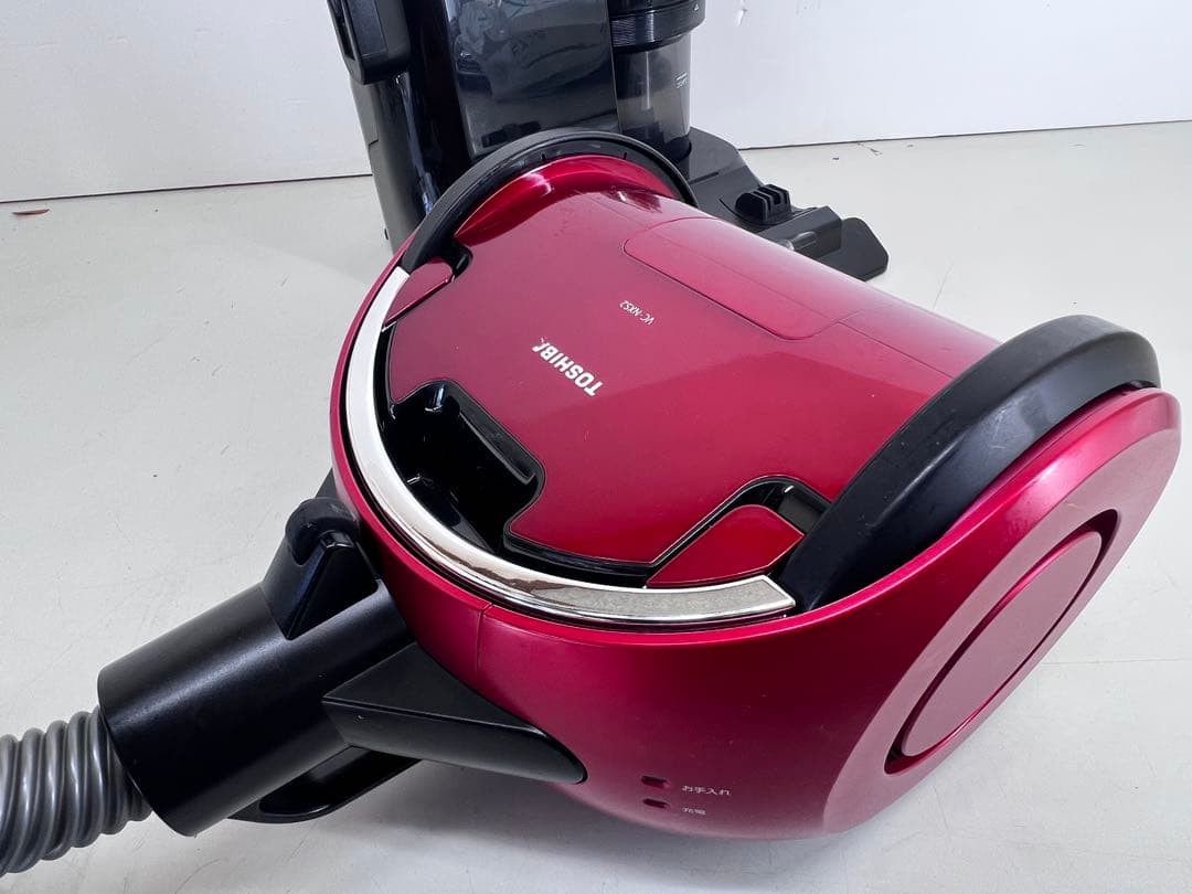 東芝掃除機　充電式キャニスターVC-NX S2　赤　2018年製