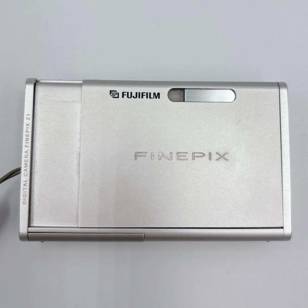 【希少】FUJIFILM FINEPIX Z1 シルバー コンデジ　動作確認済み