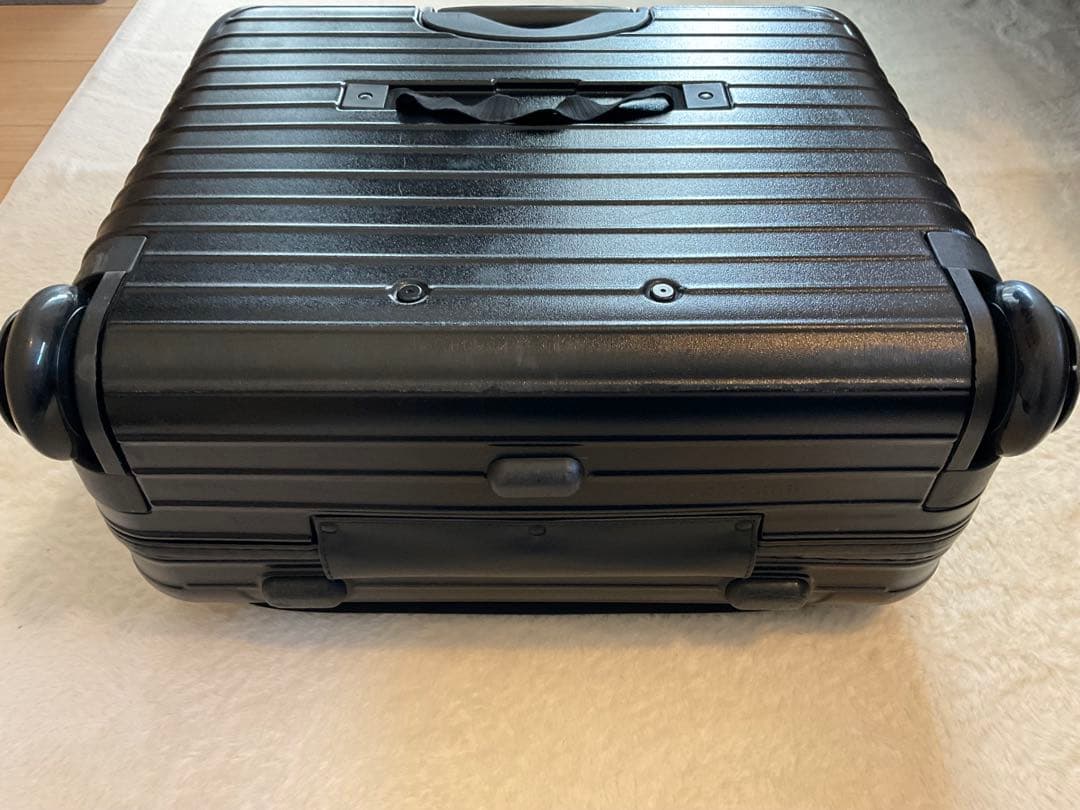 RIMOWA ギャランティーカード付　ボレロ　86150 2輪