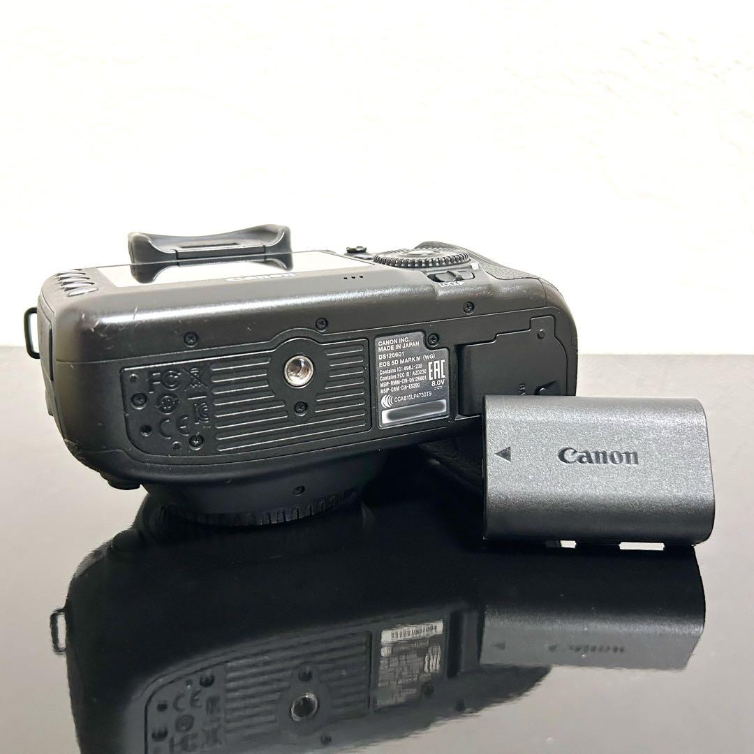 【良品】EOS 5D Mark IV ボディ・純正バッテリー