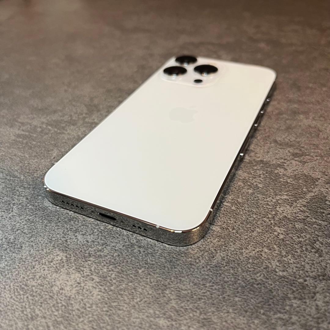 【極美品】バッテリー純正100% iPhone13 pro 256GB シルバー