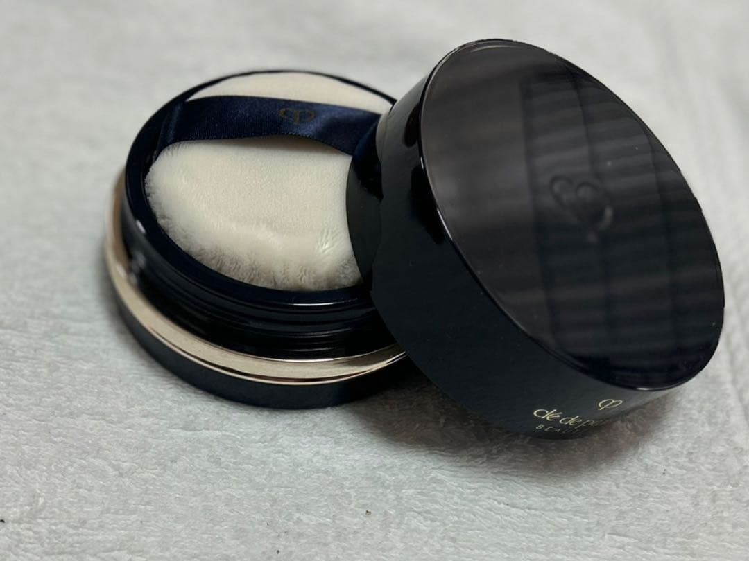 clé de peau BEAUTÉ フェイスパウダー