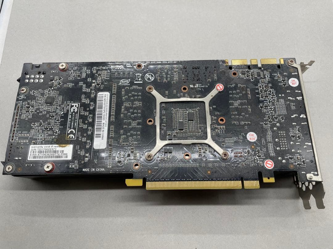 GEFORCE GTX1070Ti グラフィックボード　ジャンク