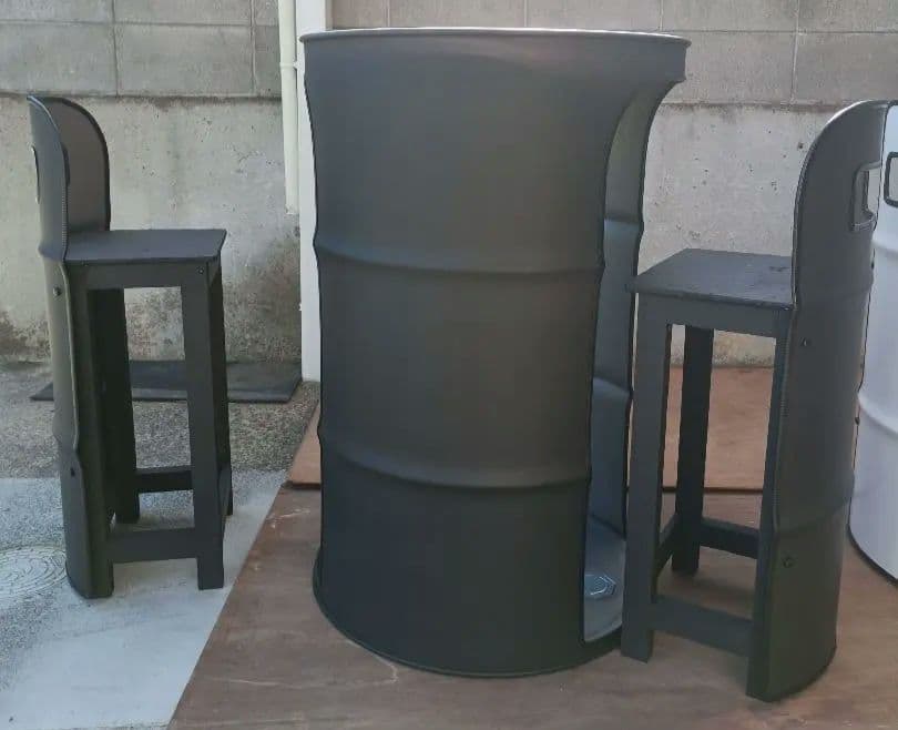 受注生産！どらむ缶remakeテーブル＆チェア‼️