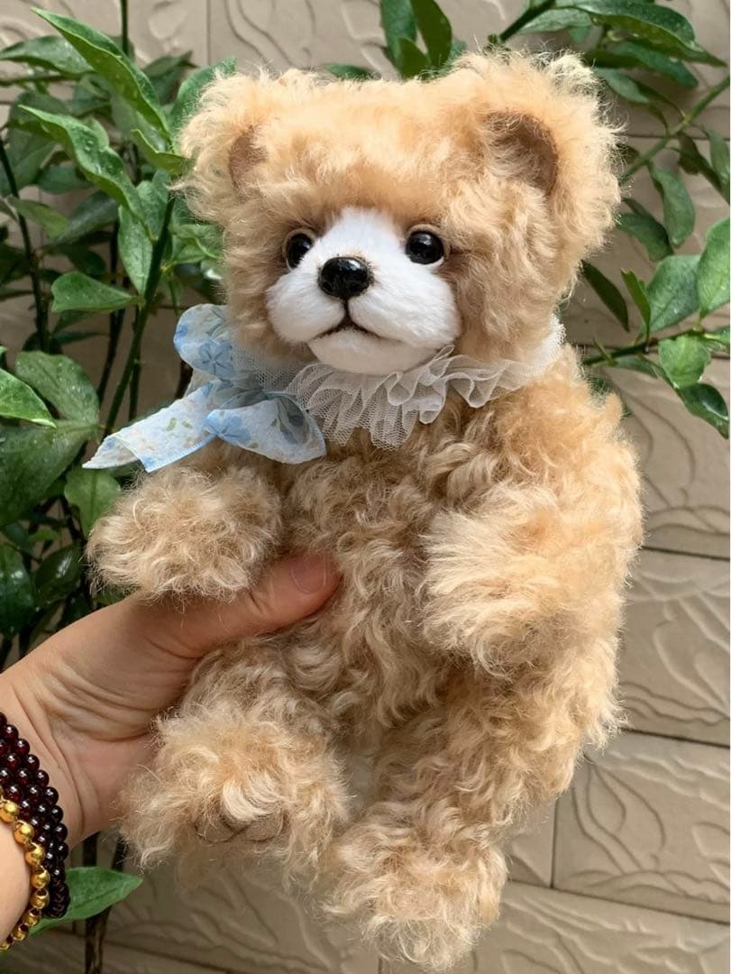 つぶらな瞳のくまさん アーティストベア テディベア 海外作家様 ぬいぐるみ