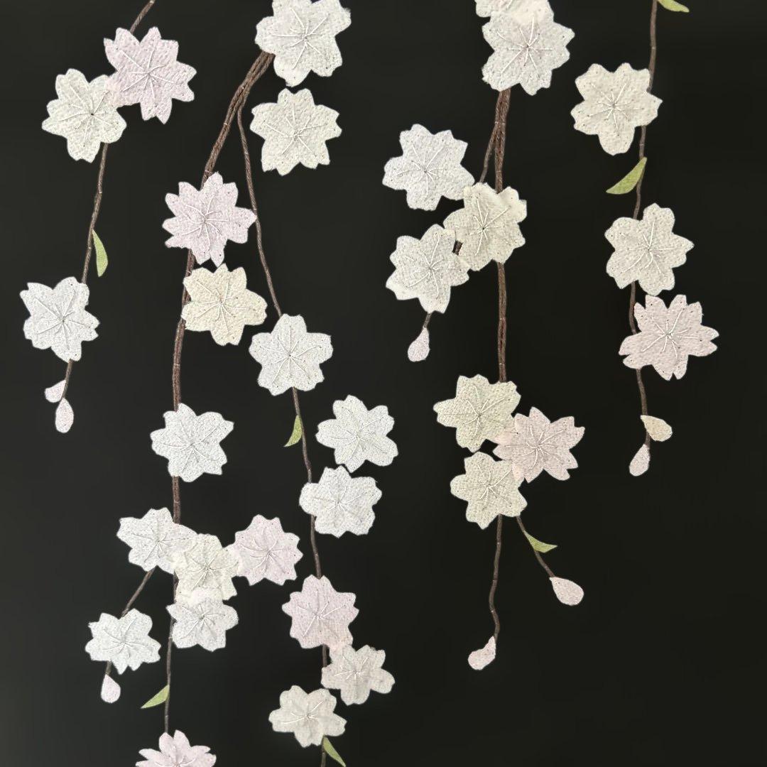 古布　桜　貼り絵　布絵　枝垂れ桜タペストリー ハンドメイド