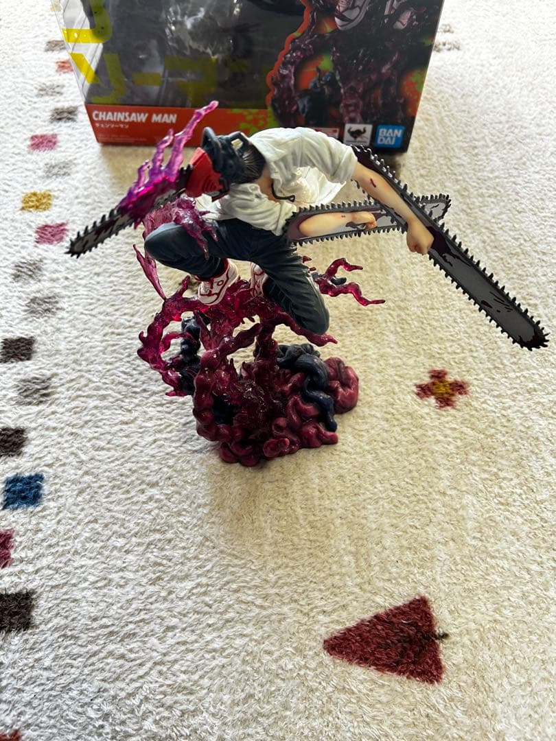 【箱あり・美品】フィギュアーツZERO チェンソーマン フィギュア Bandai