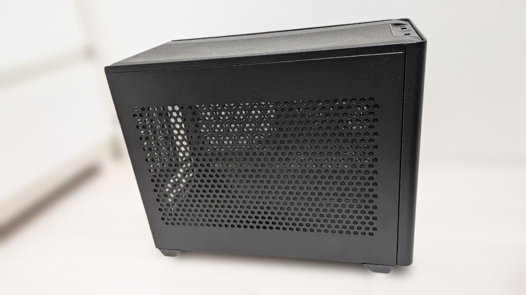 NR200P COOLER MASTER mini-itx 自作PC