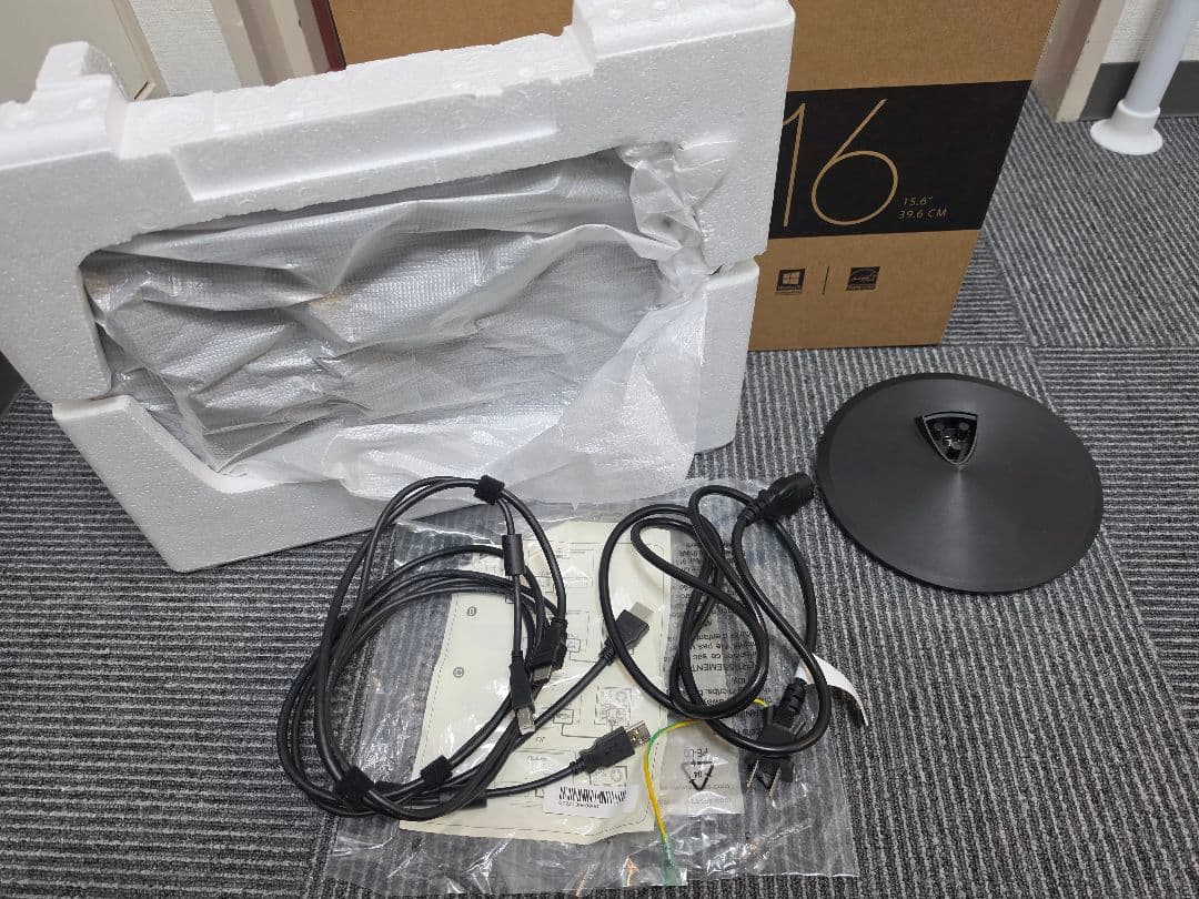 ASUS VT168 タッチモニター 【中古】