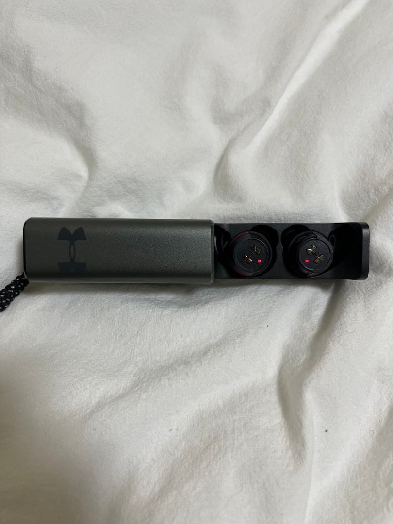 イヤホン Under Armour True Wireless Flash