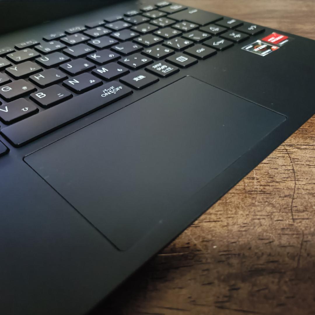 【極美品】NEC 13型 超軽量970g R5(11世代i7超)16GBn144