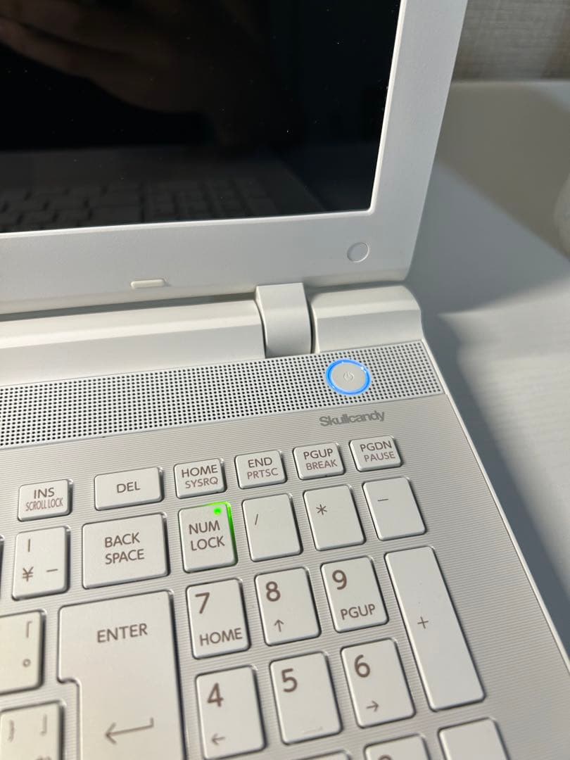 【おまけ付】東芝 dynabook Tシリーズ ホワイト (Windows10