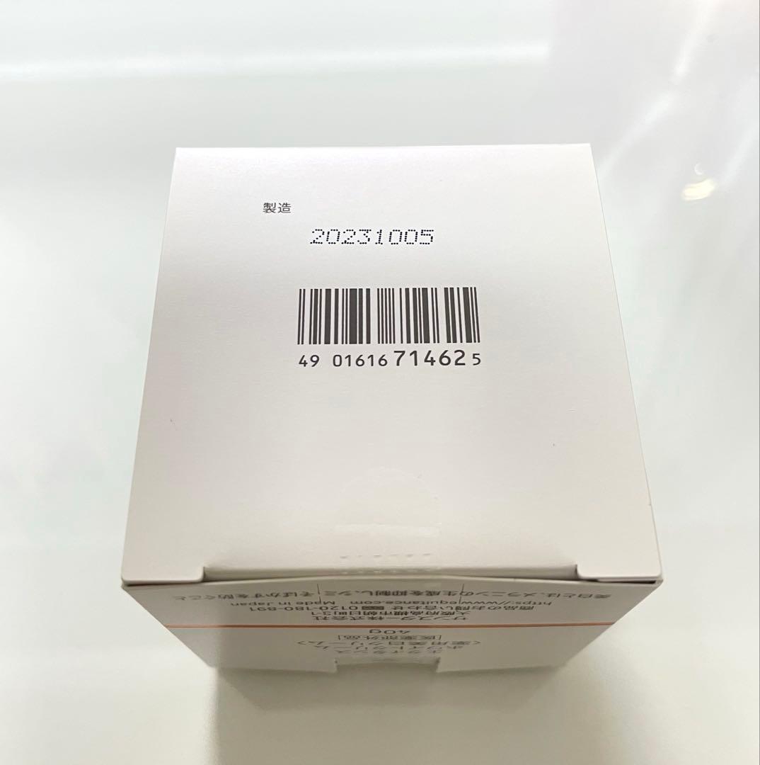 【未使用品】エクイタンス　ホワイトクリーム　40g