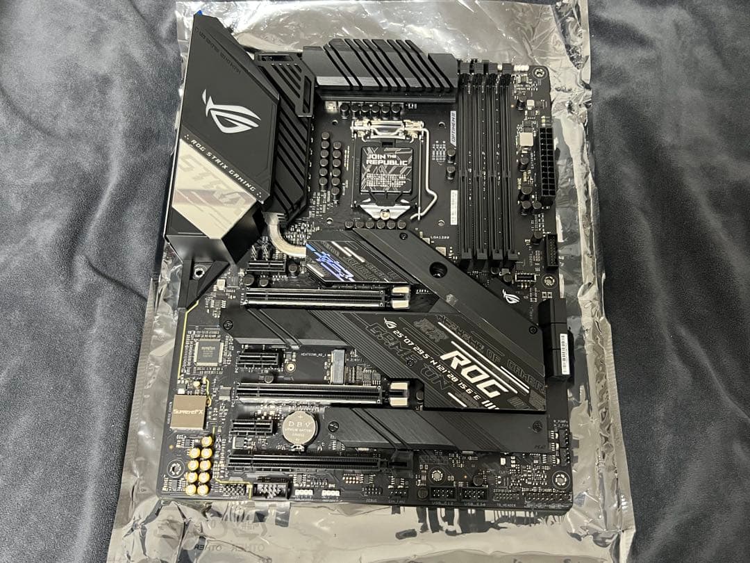 ROG STRIX Z490-F GAMING LGA1200対応 ※ジャンク品