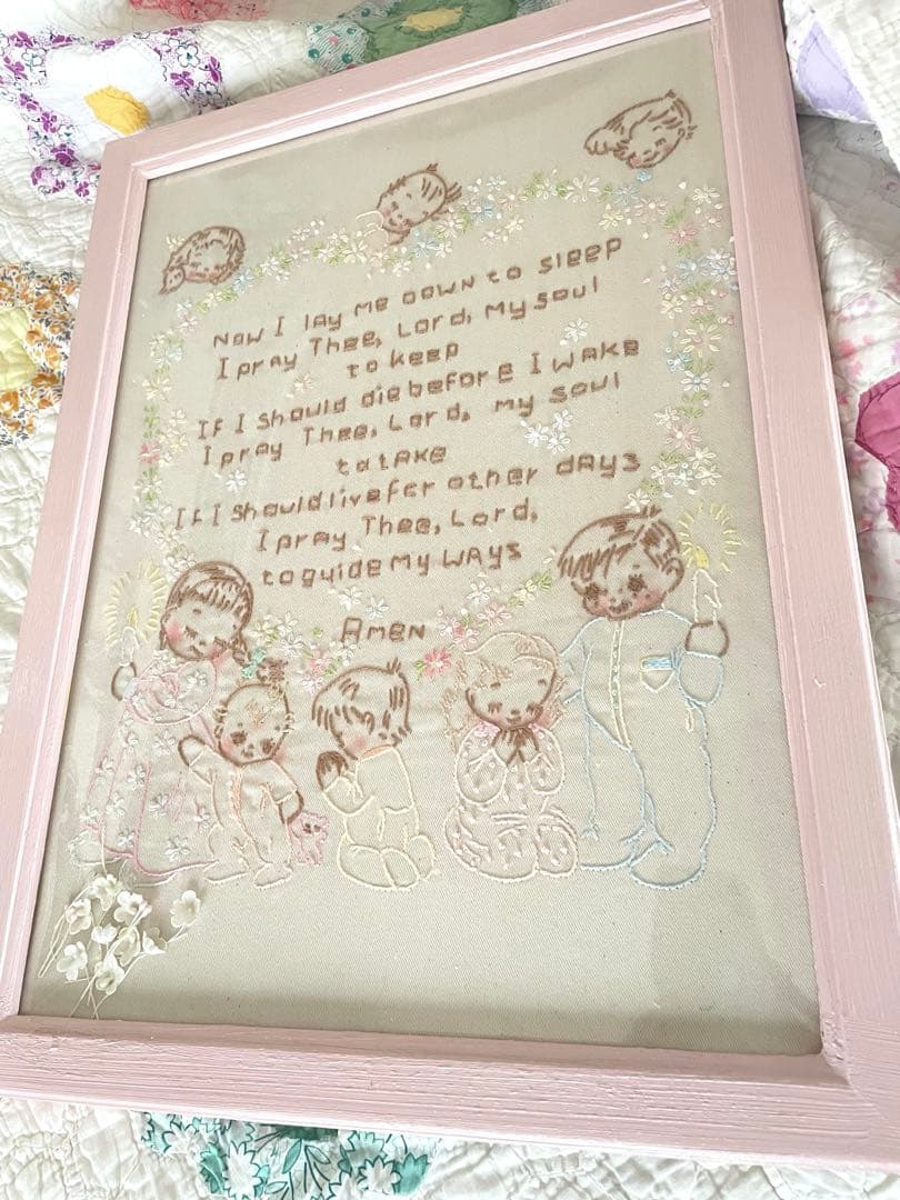 ヴィンテージベビーサンプラー風ハンドメイド手刺繍フレーム·͜· ♡