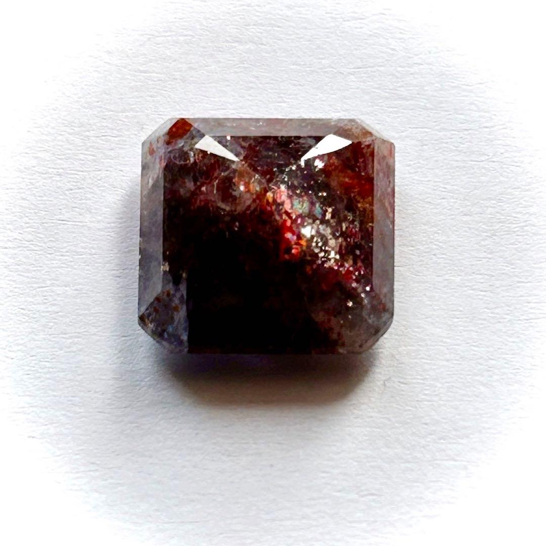 ブラッドショットアイオライト8.42ct