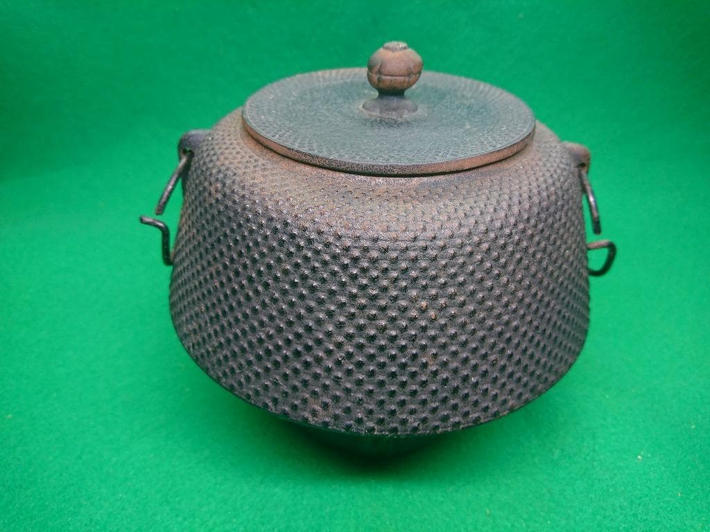南部鉄瓶 昭和レトロ 口径約8cm 胴径約15cm 高さ約15cm 内部きれい
