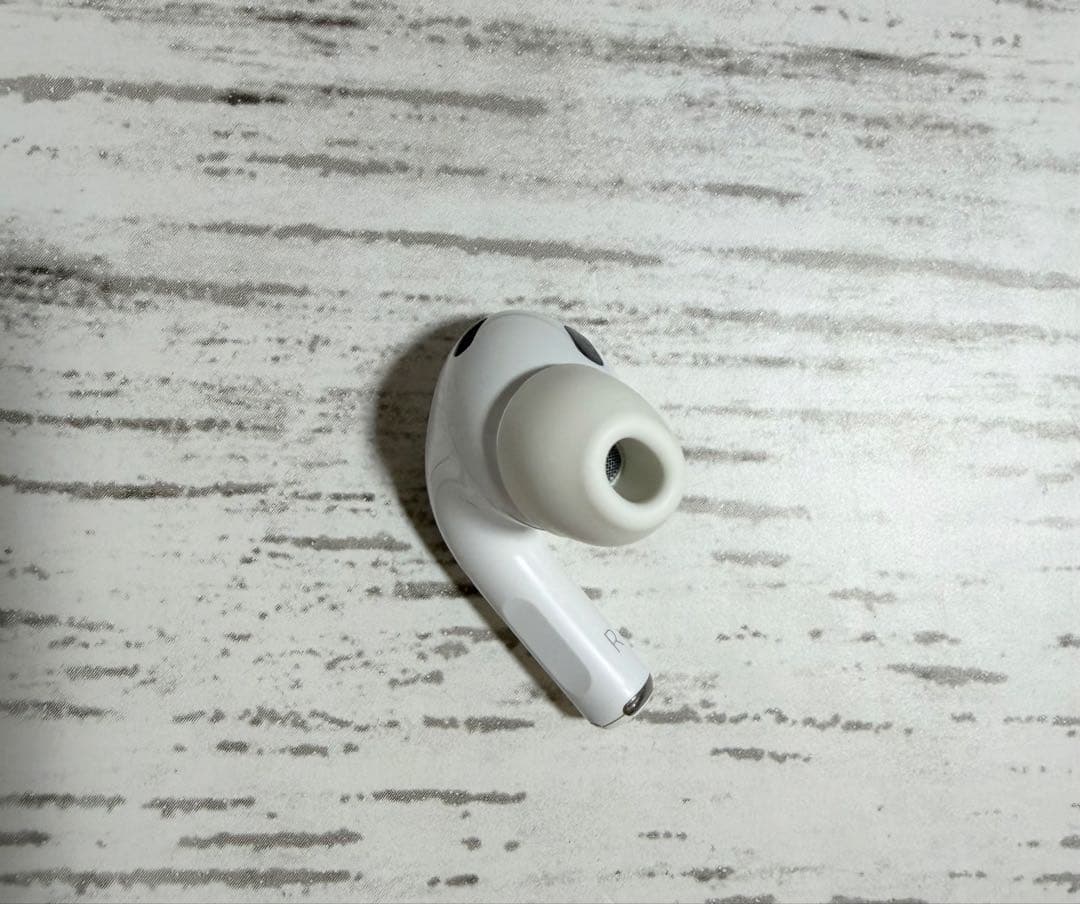 【美品】AirPods Pro第2世代 lightning