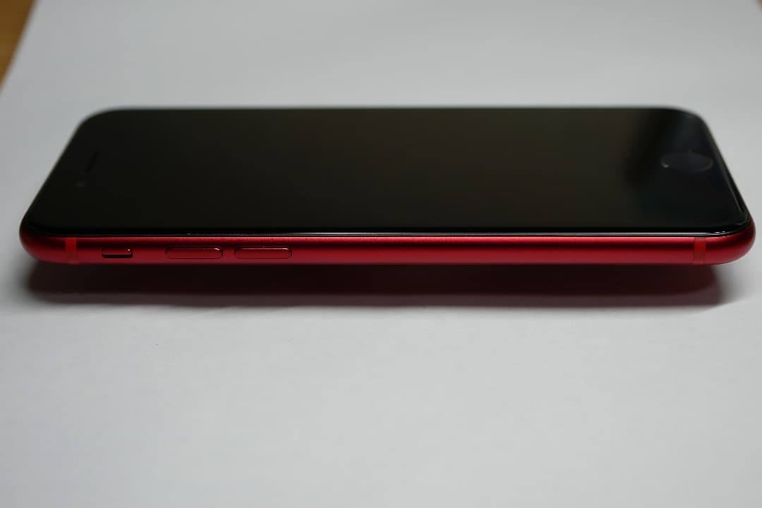iPhone 8 64GB レッド (本体のみ)
