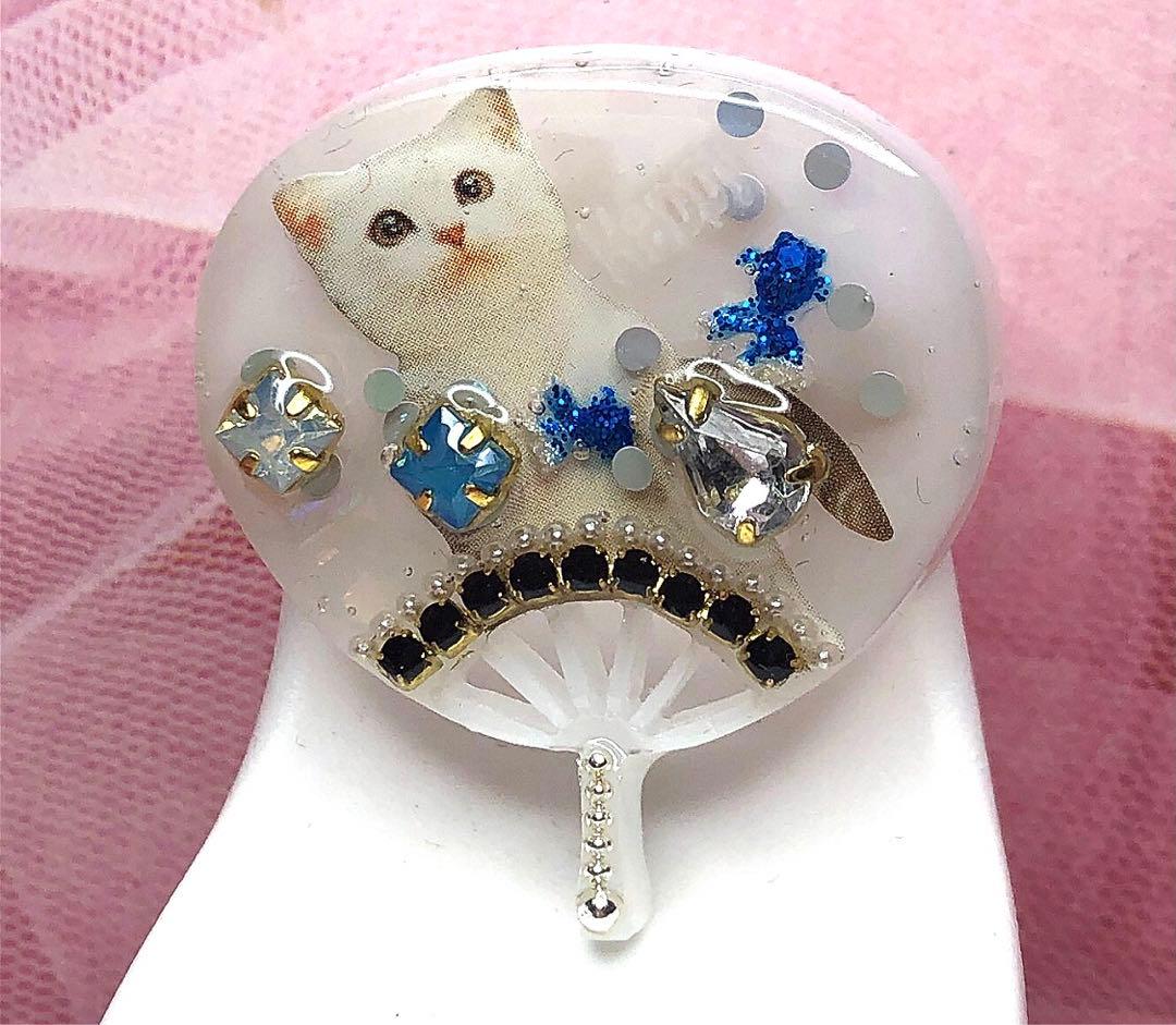 訳ありレジンヘアゴム　うちわねこちゃんと金魚