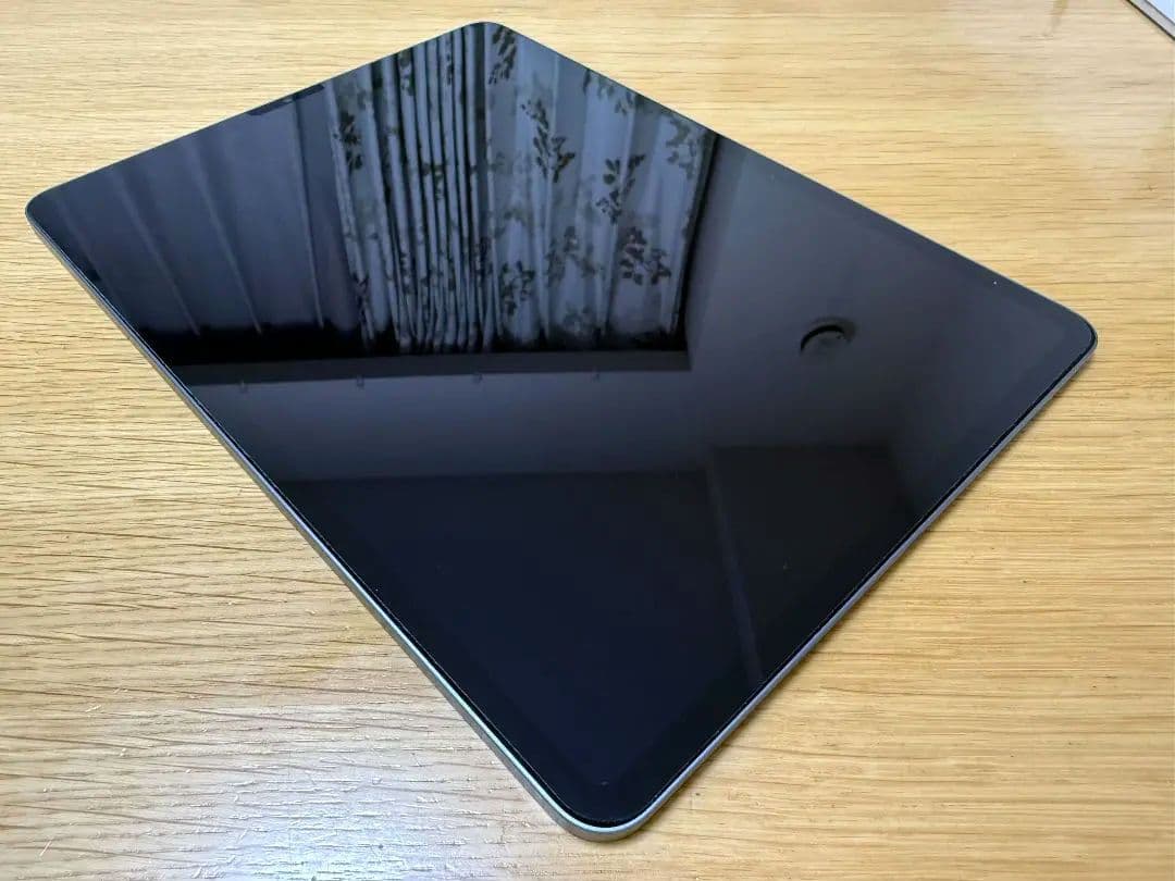 iPad Pro 12.9（第5世代）256GB　キーボードケース　ペンシル付