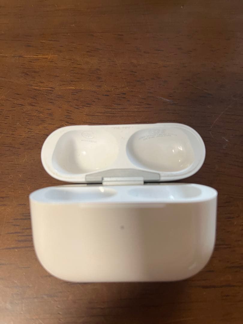 【正規品】AirPods Pro 第2世代 美品｜USB-Cケース・動作良好
