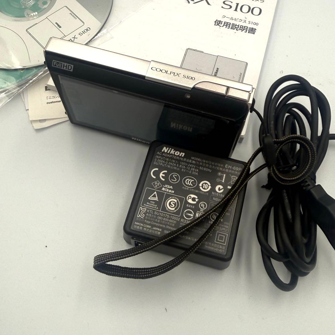 美品Nikon COOLPIX S100 コンパクトデジタルカメラ プラチナ