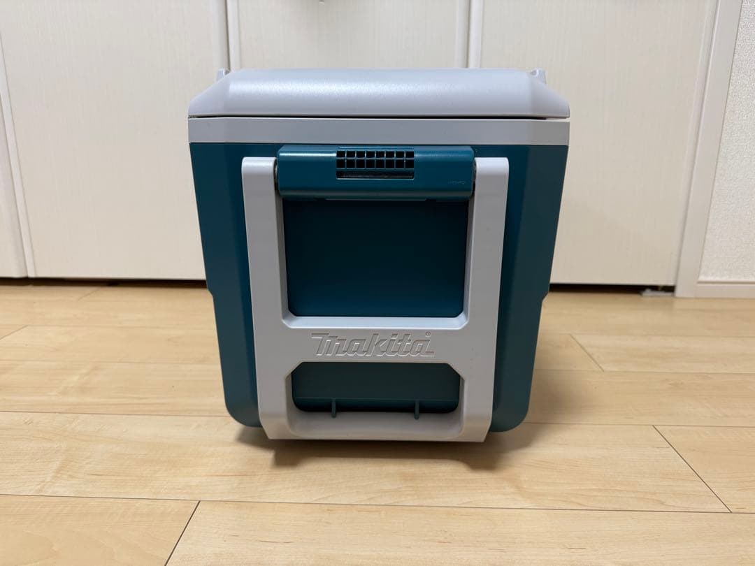 Makita 保冷温庫 CW180D