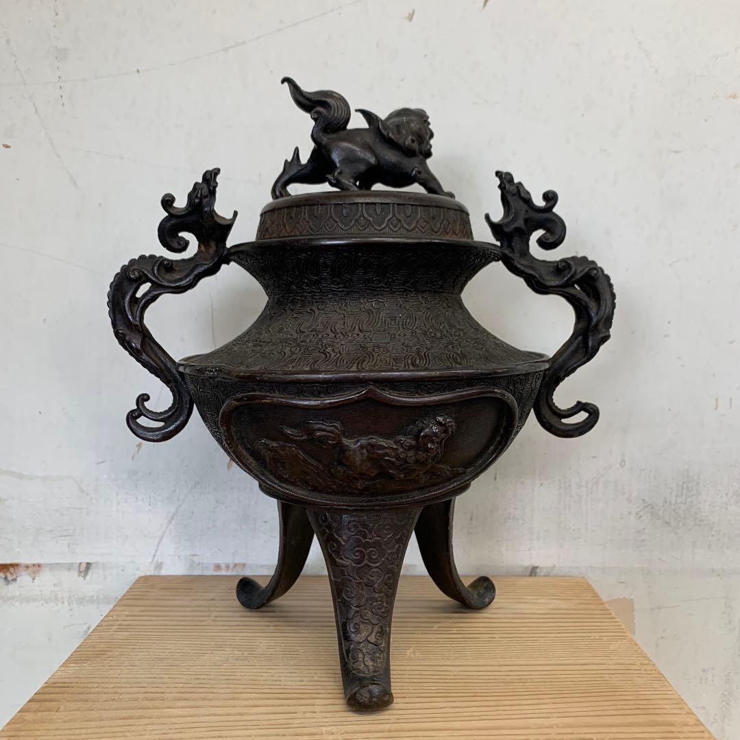香櫨　銅製　在銘　古美術　彫刻の金属製香炉　アンティーク品　旧家放出品