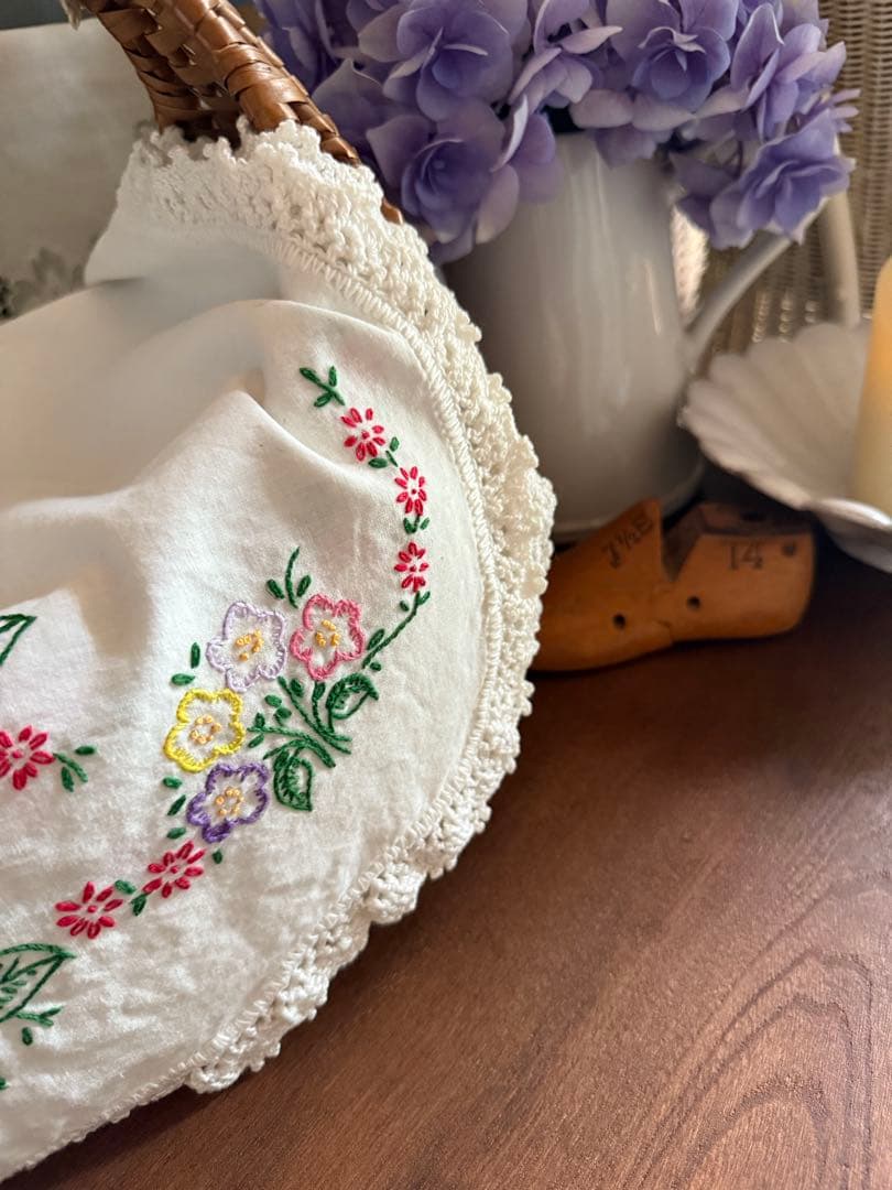 フランスアンティークஐ⋆*おすすめ♡可愛い花柄刺繍のクロス