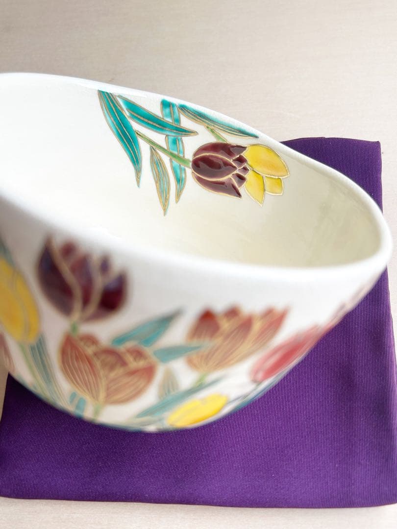 京焼　色絵　チューリップ②抹茶茶碗