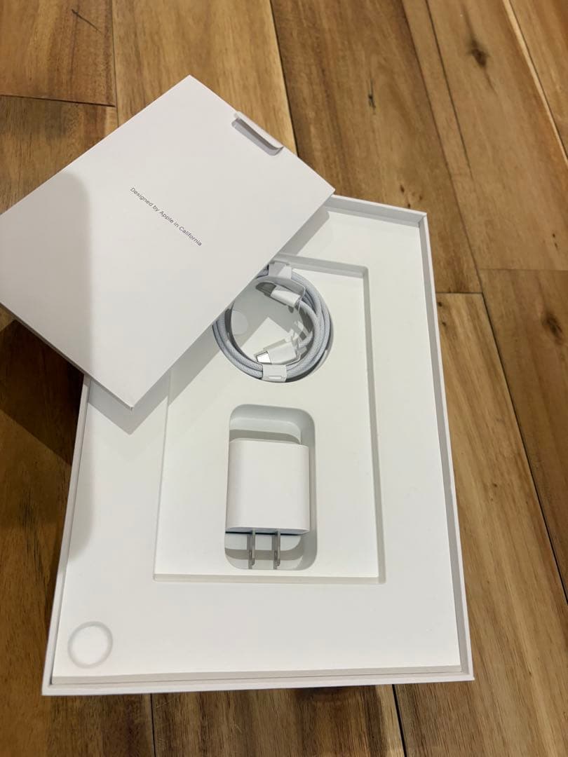 美品/M2/iPad Air6/6世代/ 128GB/11インチ/