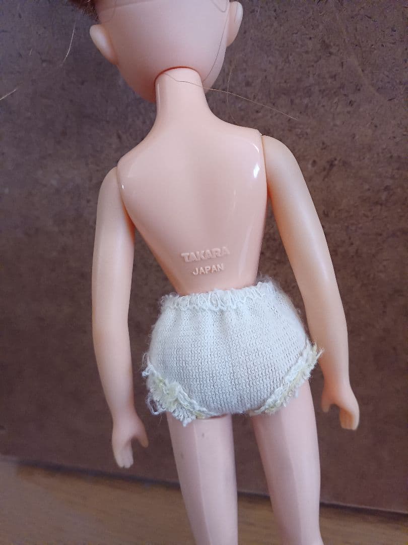 古いリカちゃん人形