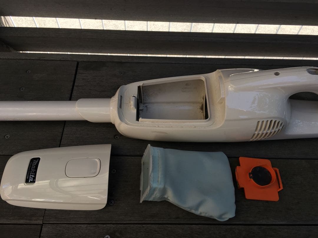 ★makita★マキタ★充電コードレスクリーナー★片手でスイスイ★軽量4076Ｄ