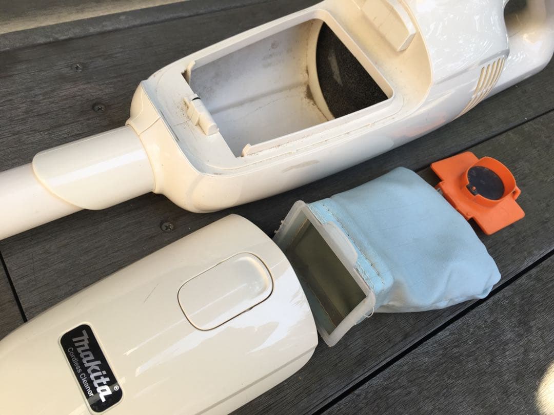 ★makita★マキタ★充電コードレスクリーナー★片手でスイスイ★軽量4076Ｄ