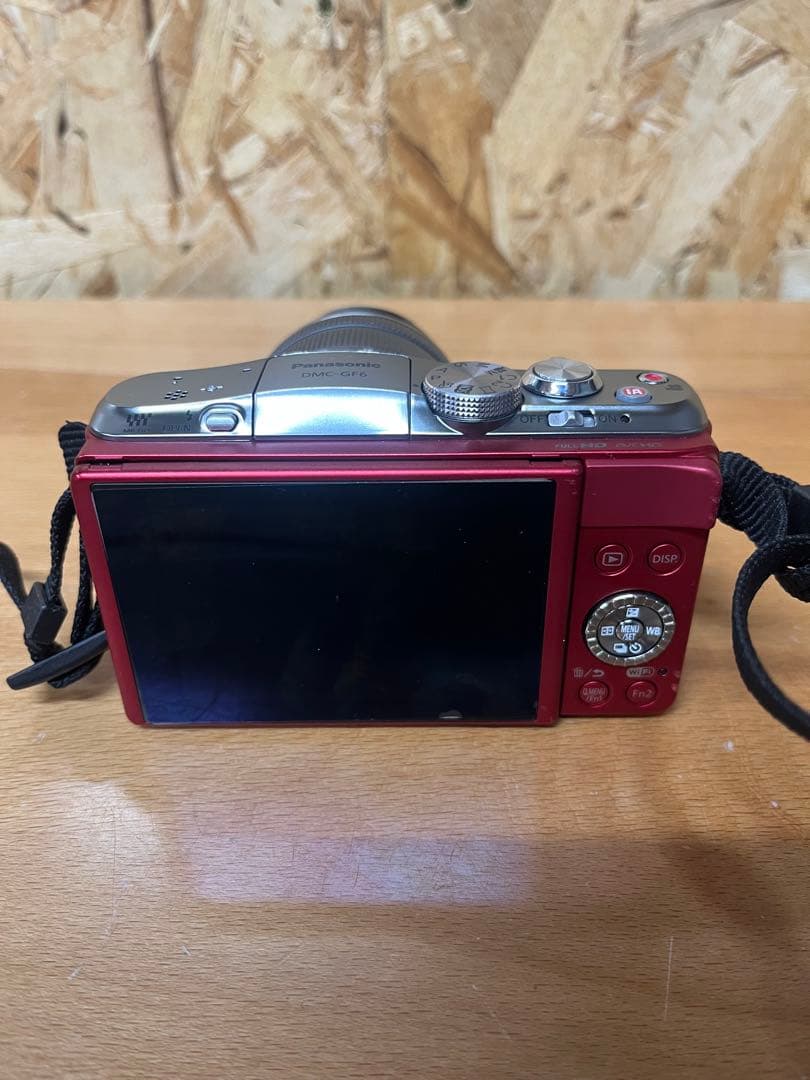 Panasonic LUMIX DMC-GF6W ダブルレンズキット レッド