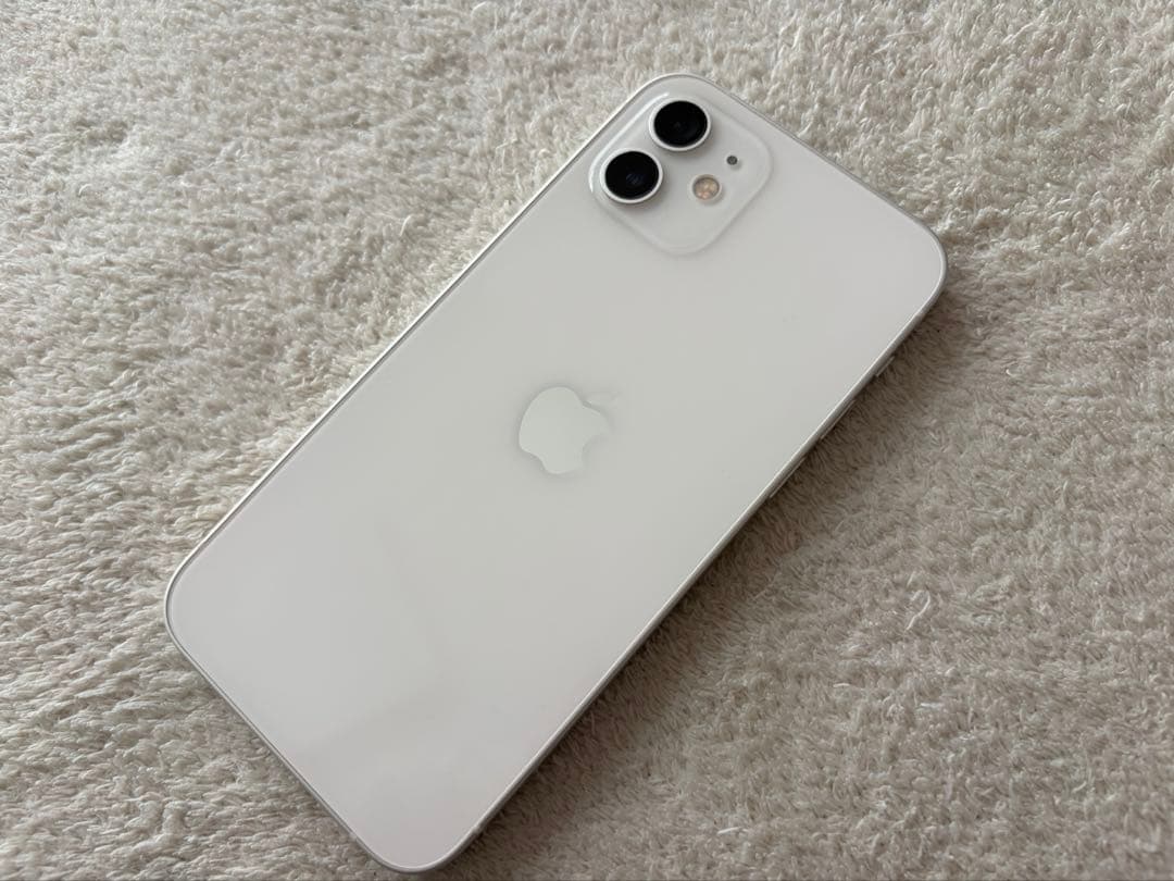 Apple iPhone 12 ホワイト 本体　箱付き　64GB