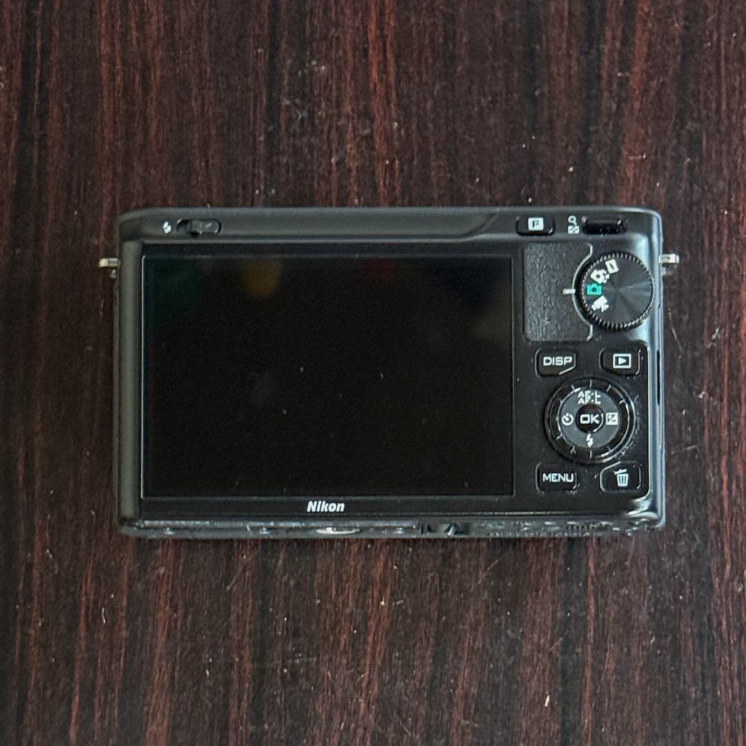 Nikon J1 小難