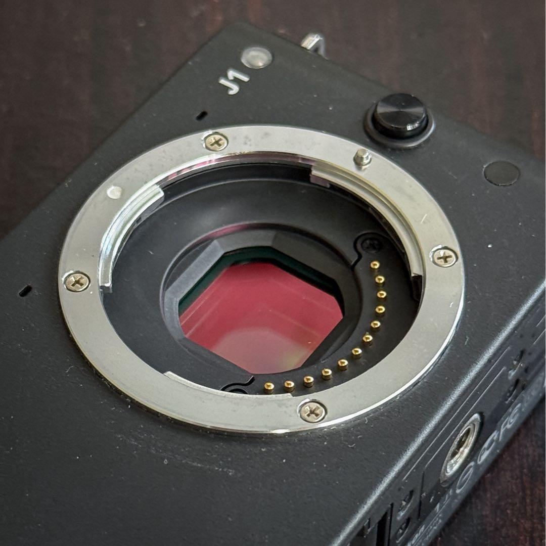 Nikon J1 小難