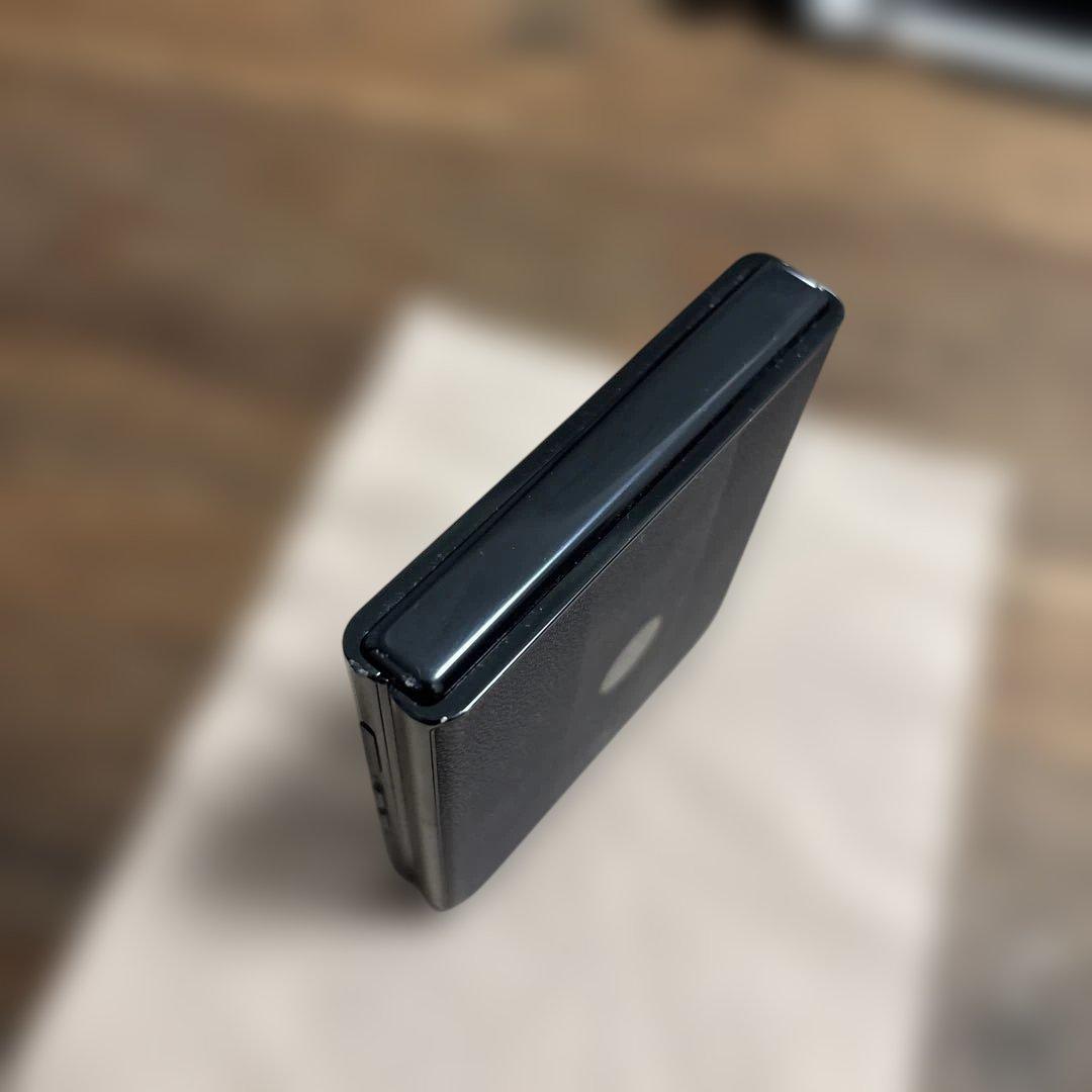 Motorola razr50 ultra 512GB 国内SIMフリー