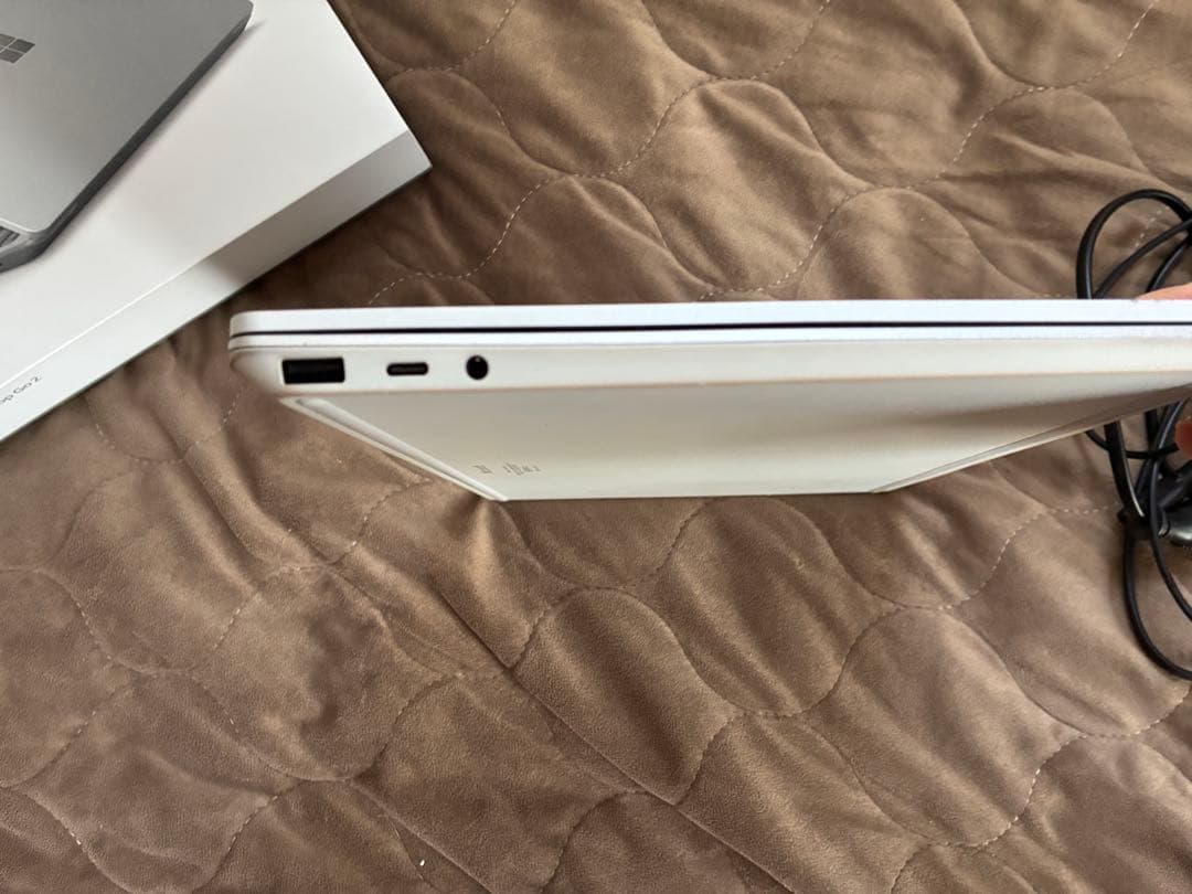 Microsoft Surface Laptop 2 シルバー 本体