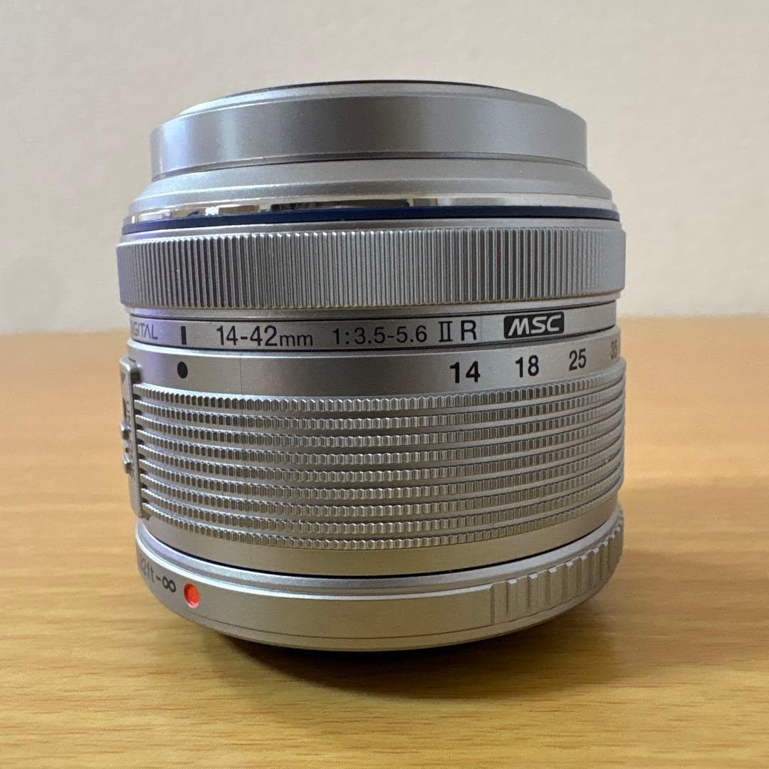 OLYMPUS PEN Mini E-PM1 ショット数836回