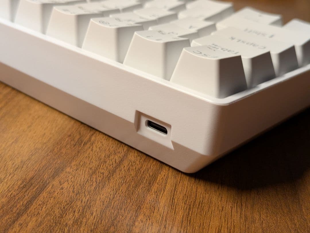 Skyloong GK68RE 磁気スイッチ ゲーミングキーボード 白