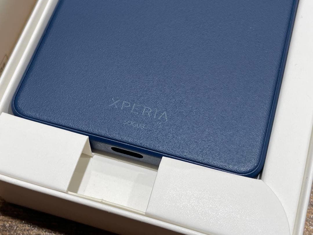 Xperia AceⅢ 64GB ブルー　sog08