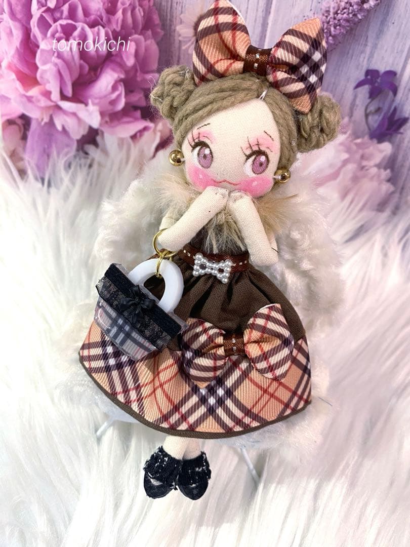 かずさん専用❤️チェック柄❤️ドールチャーム❤️ハンドメイド ❤️カントリードール
