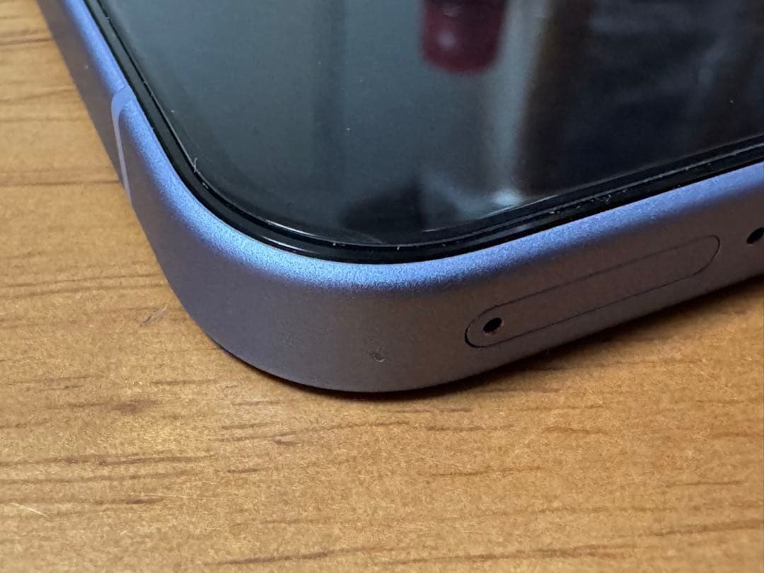 Google pixel9a 128GB メモリ8GB、Iris