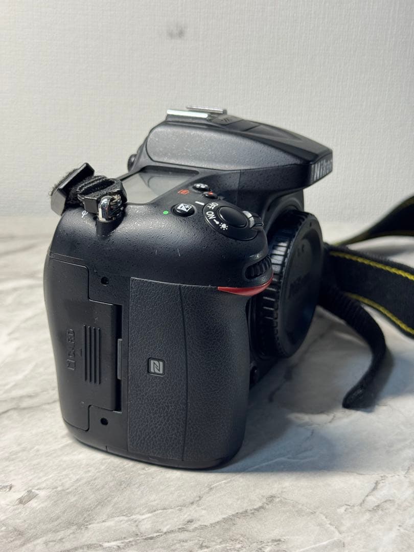 Nikon D7200 デジタル一眼レフカメラ　バッテリー　充電器