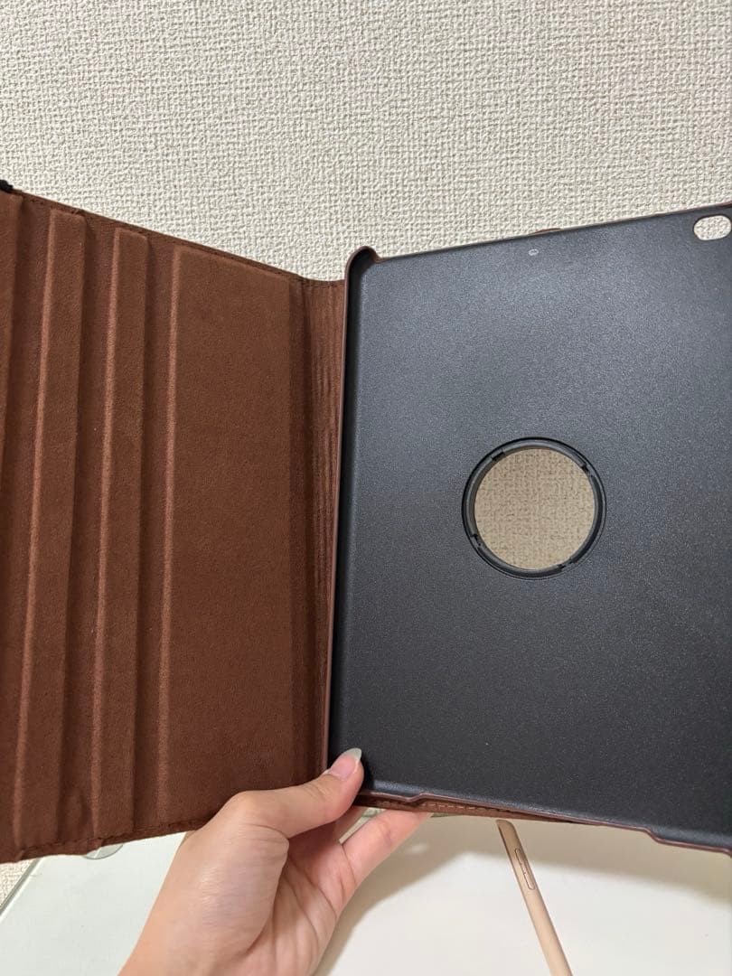 Apple iPad 第五世代 128GB ゴールド 保護フィルム 充電器付き