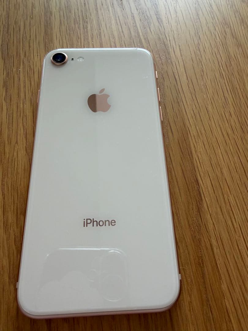 Apple iPhone 8 本体　箱無し
